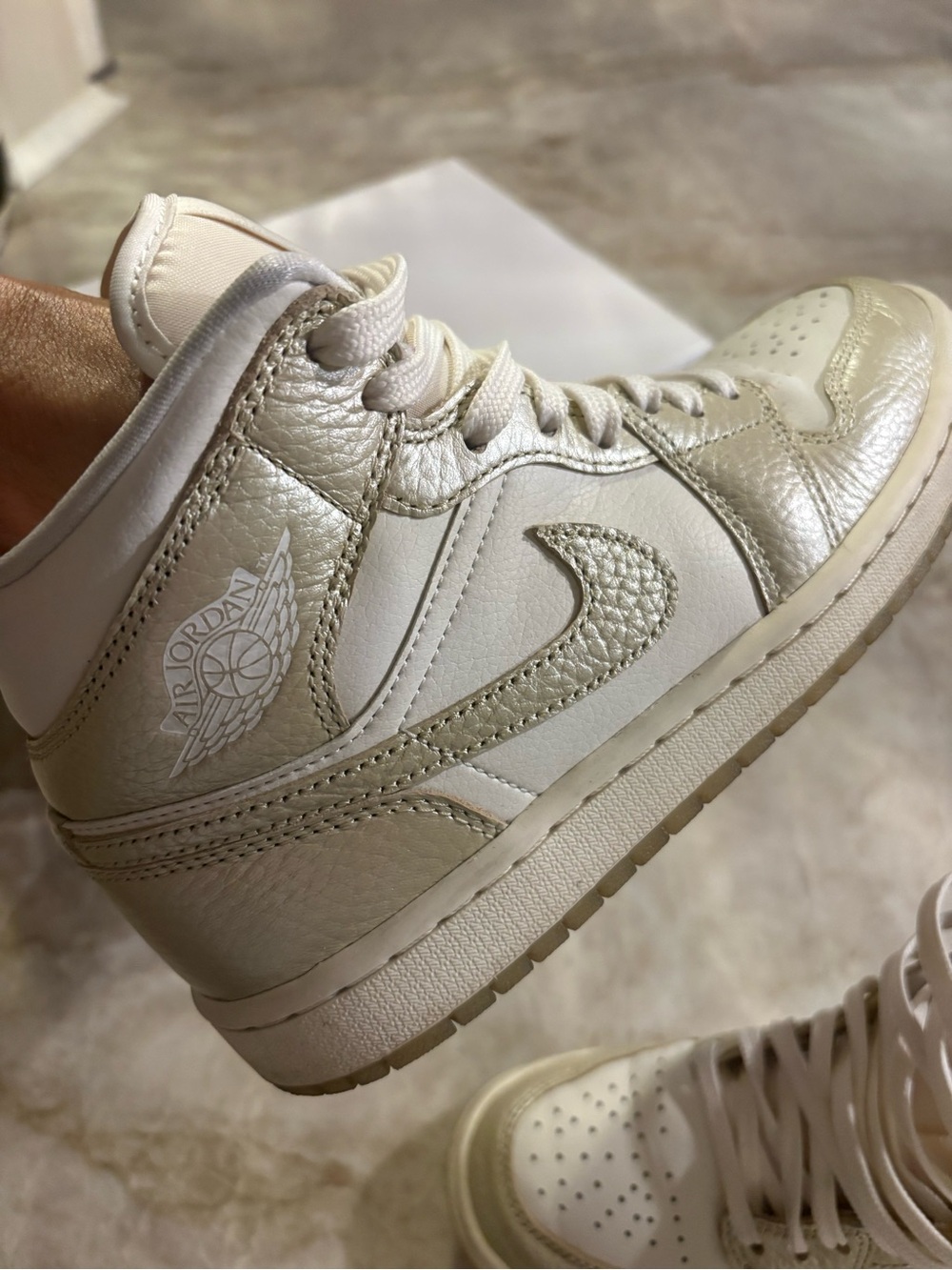 Jordan Air Jordan 1 Mid SE Women's Sneakers in Sail/Light Cream